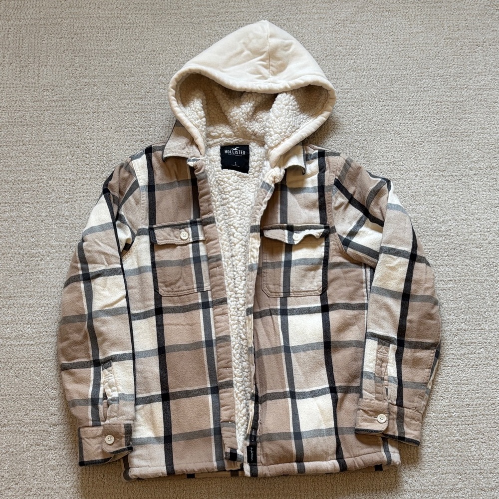 Hollister Cream Plaid Sherpa Jacket